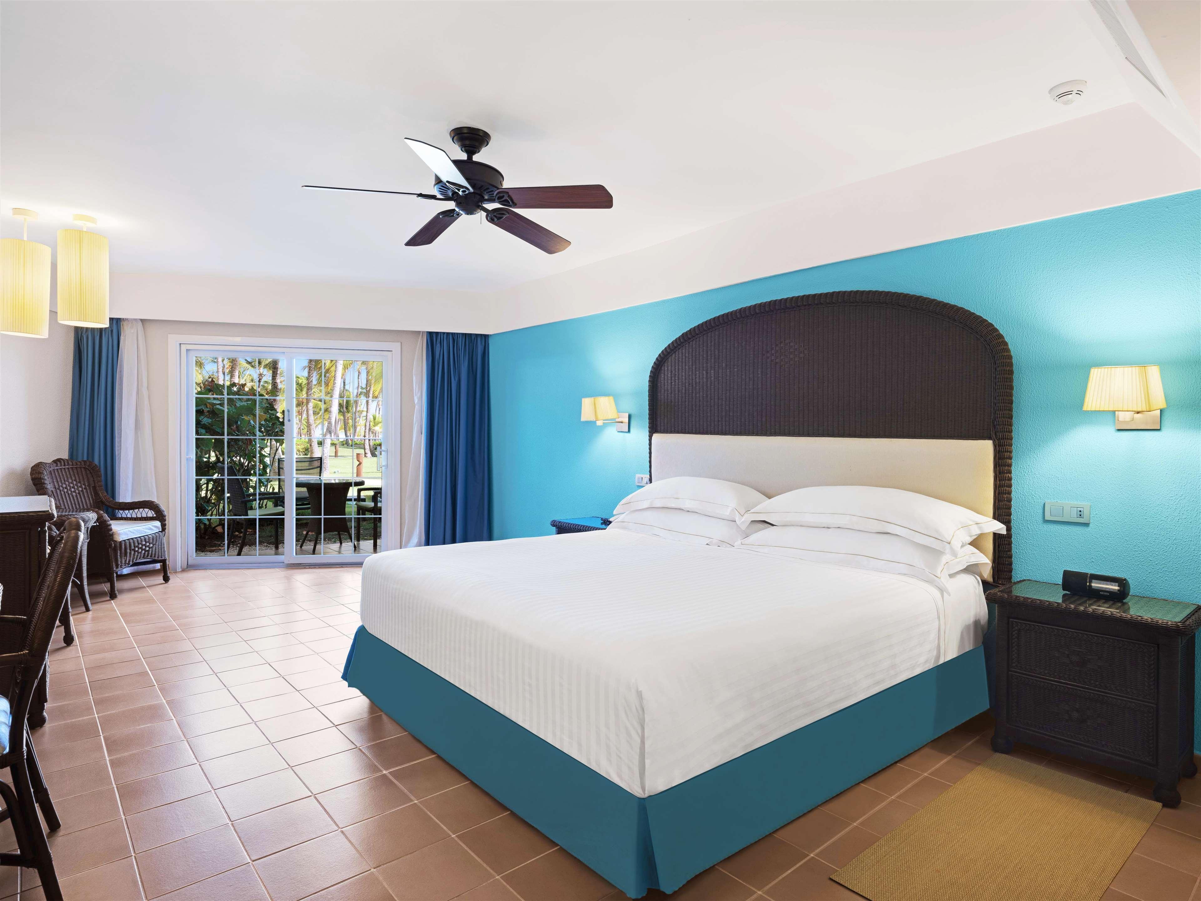 Barcelo Bavaro Beach (Adults Only) Punta Cana Luaran gambar A room at the Hard Rock Hotel