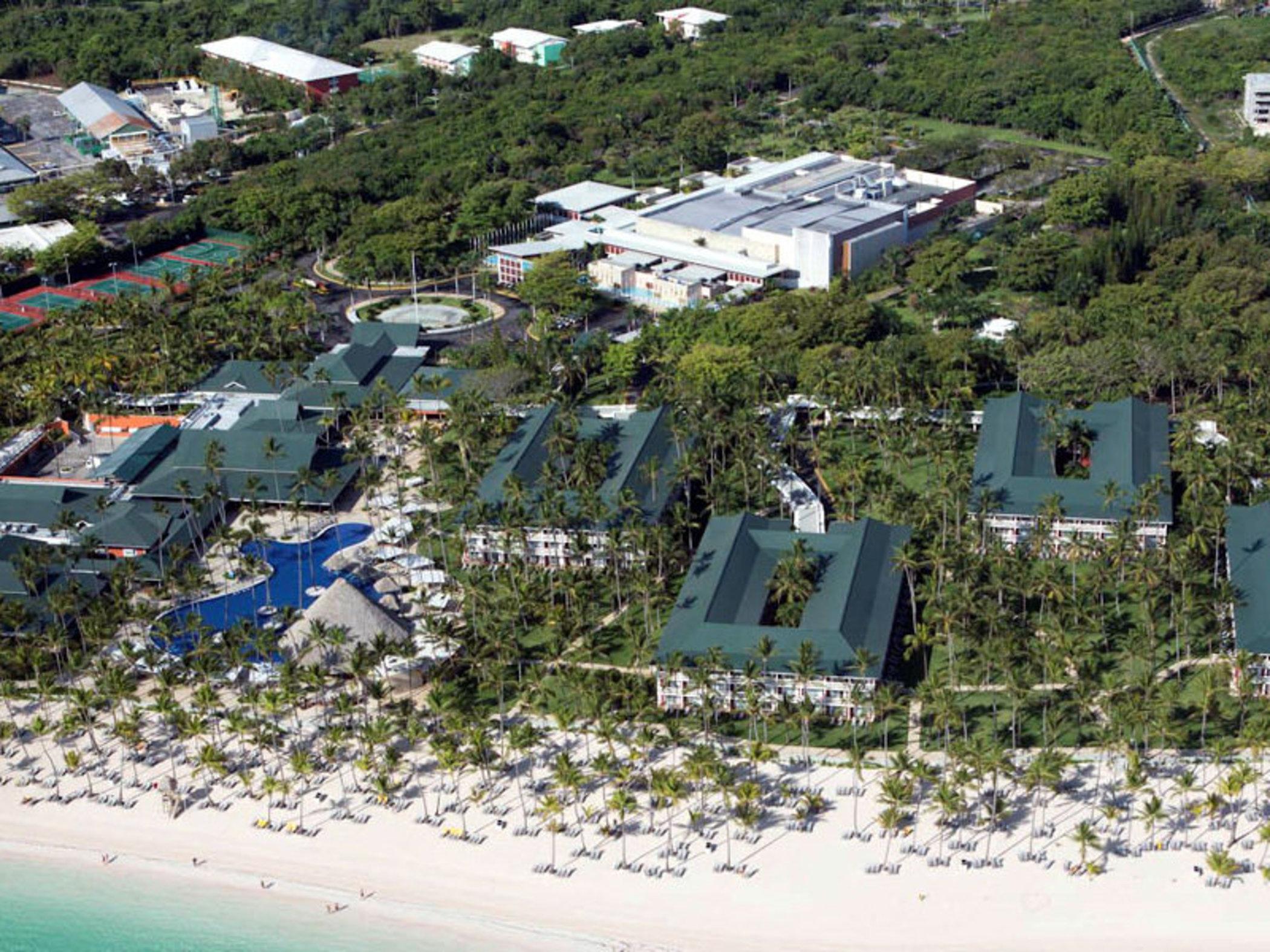 Barcelo Bavaro Beach (Adults Only) Punta Cana Luaran gambar Aerial view of the resort