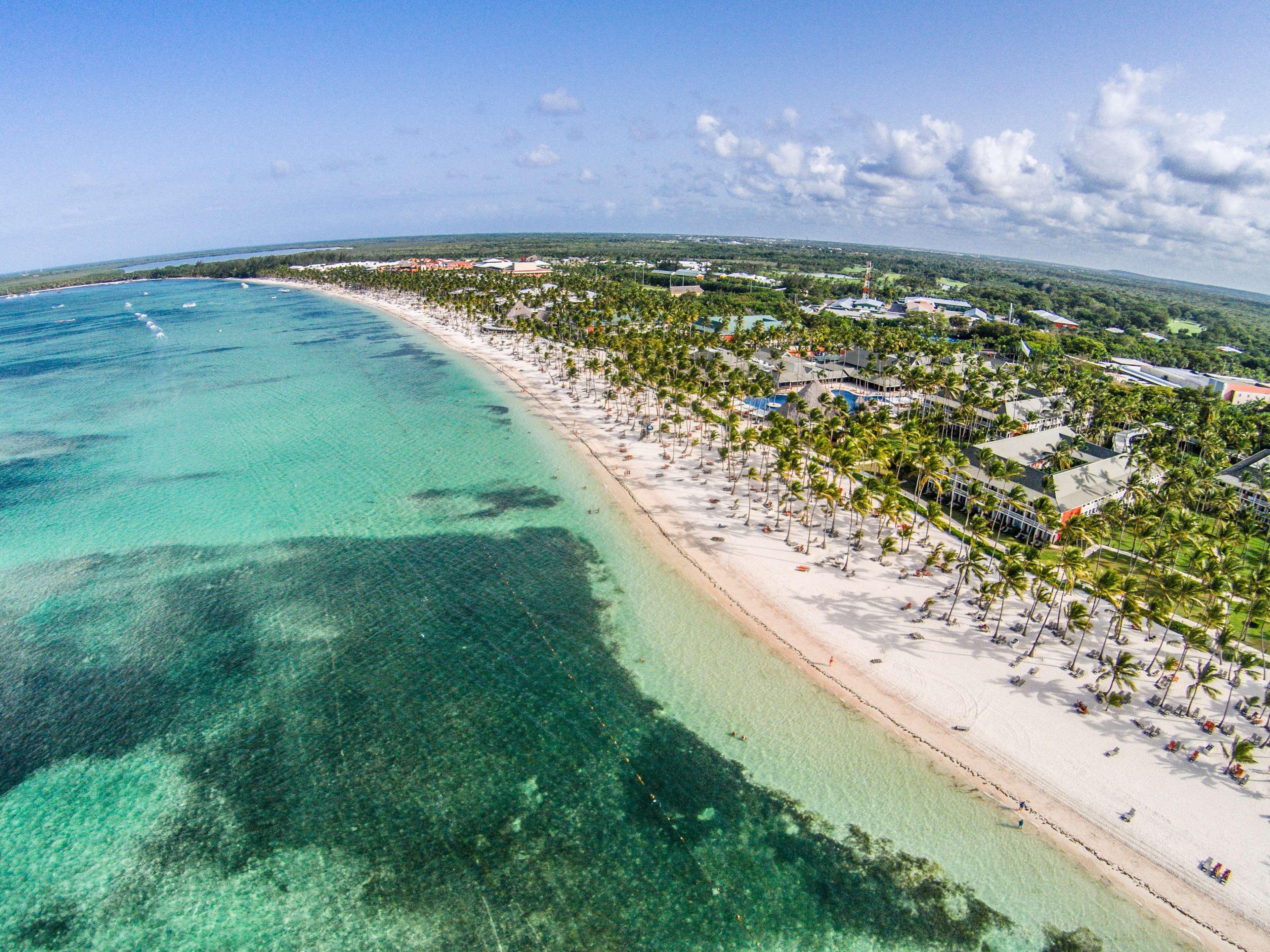 Barcelo Bavaro Beach (Adults Only) Punta Cana Luaran gambar Aerial view of Punta Cana