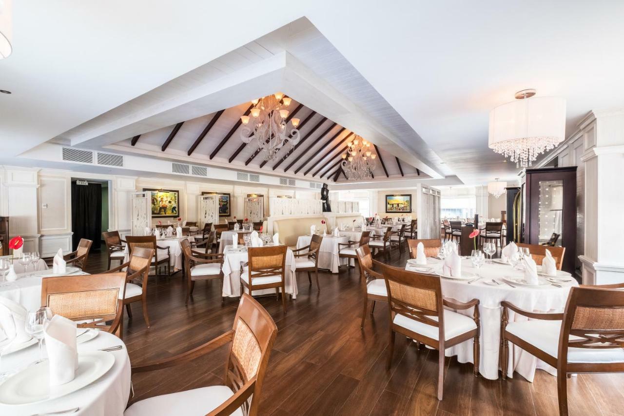 Barcelo Bavaro Beach (Adults Only) Punta Cana Luaran gambar The restaurant
